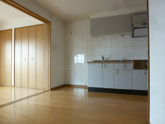 参考（写真は301号室） ブレインＵ