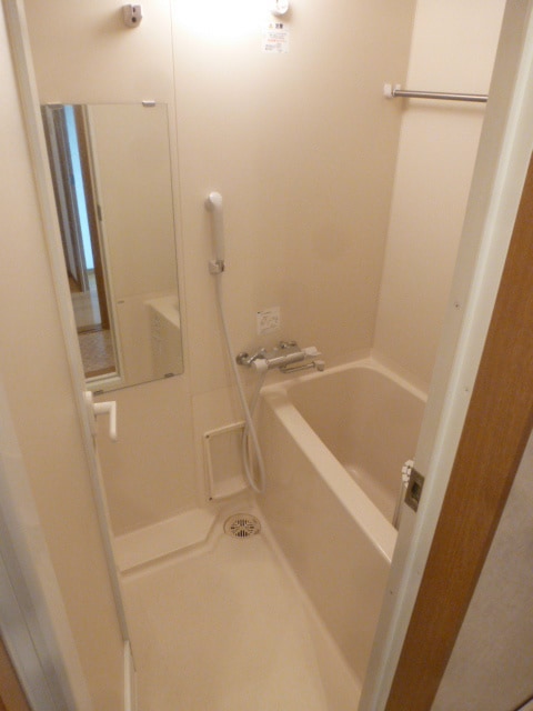 参考（写真は301号室） ブレインＵ