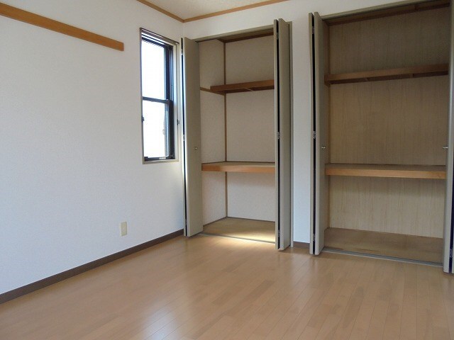 写真は102号室です（参考） エスポワール小池A棟