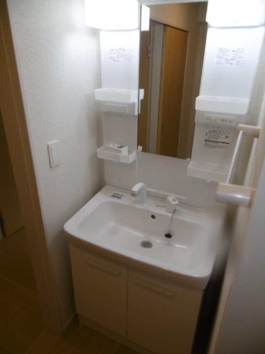 ※写真は別部屋のものです。（参考） クオーレ