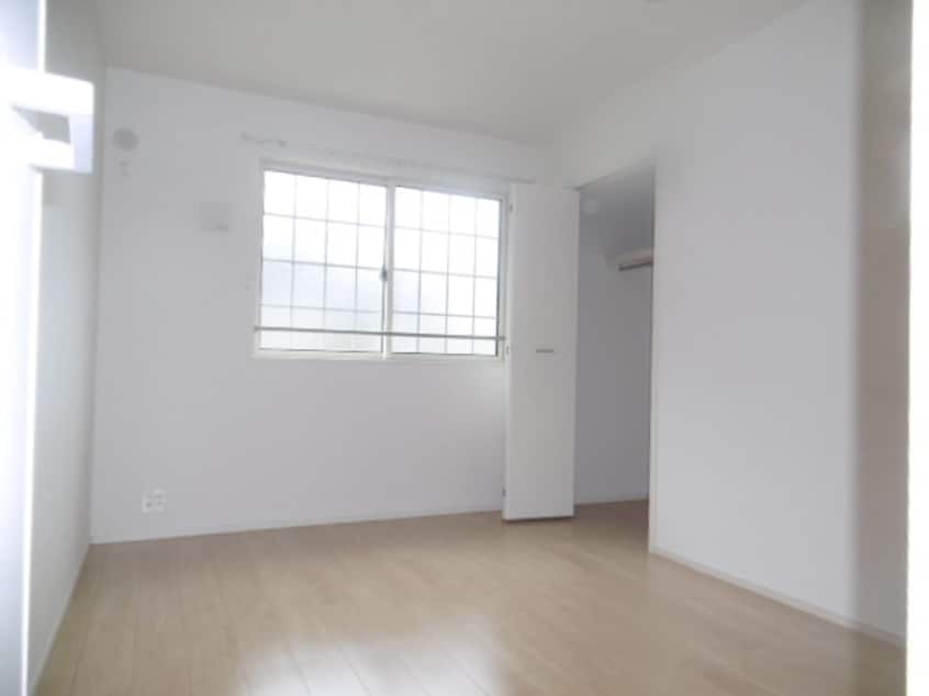 ※写真は別部屋のものです。（参考） クオーレ