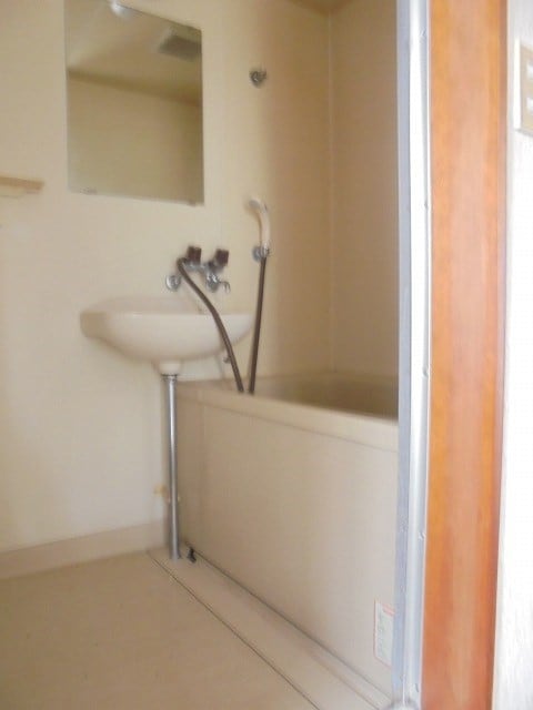 写真は103号室です。（参考） クオリティハウス若宮Ａ棟