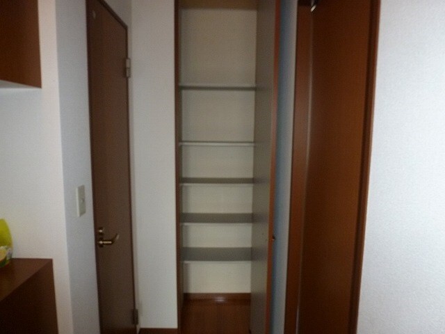 写真は101号室です（参考） バリュージュ田中IIＢ棟