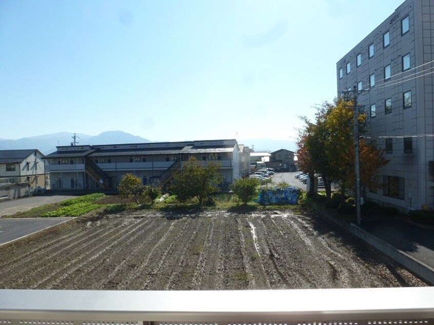 写真は202号室です グランメールA