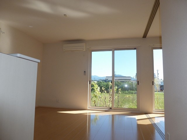 写真は101号室です（参考） アンベリール長池Ｂ