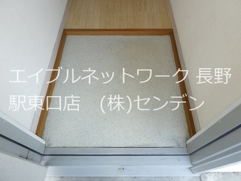  82：屋島線〔須坂駅-長野駅〕/高田寺村 2階 築36年