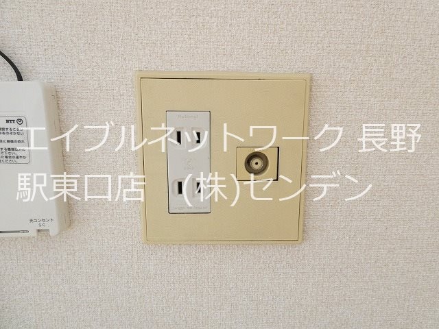  82：屋島線〔須坂駅-長野駅〕/高田寺村 2階 築36年