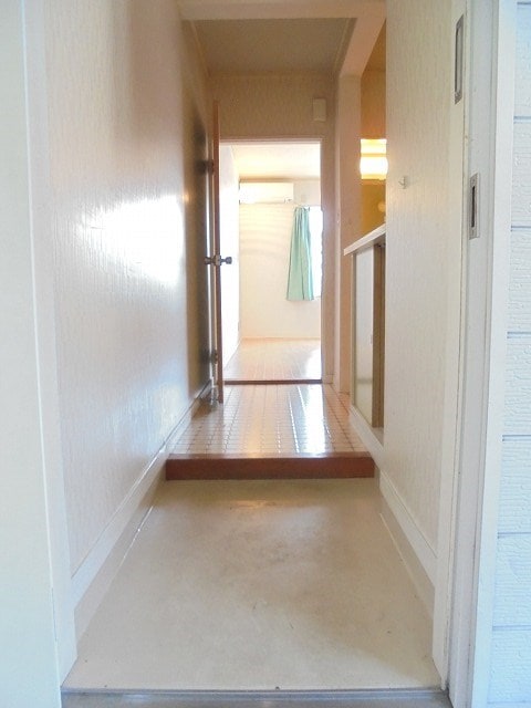 写真は202号室です（参考） 徳間コーポ