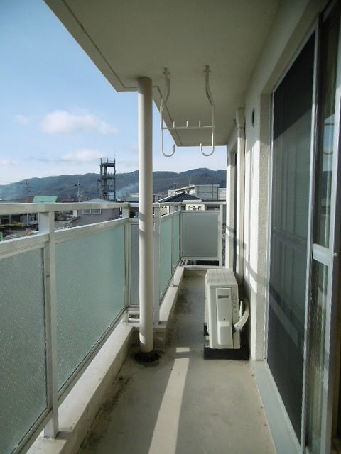 ※写真は304号室です。ご参考下さい。 ホワイトハイツ西館