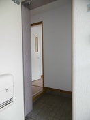 ※写真は304号室です。ご参考下さい。 ホワイトハイツ西館
