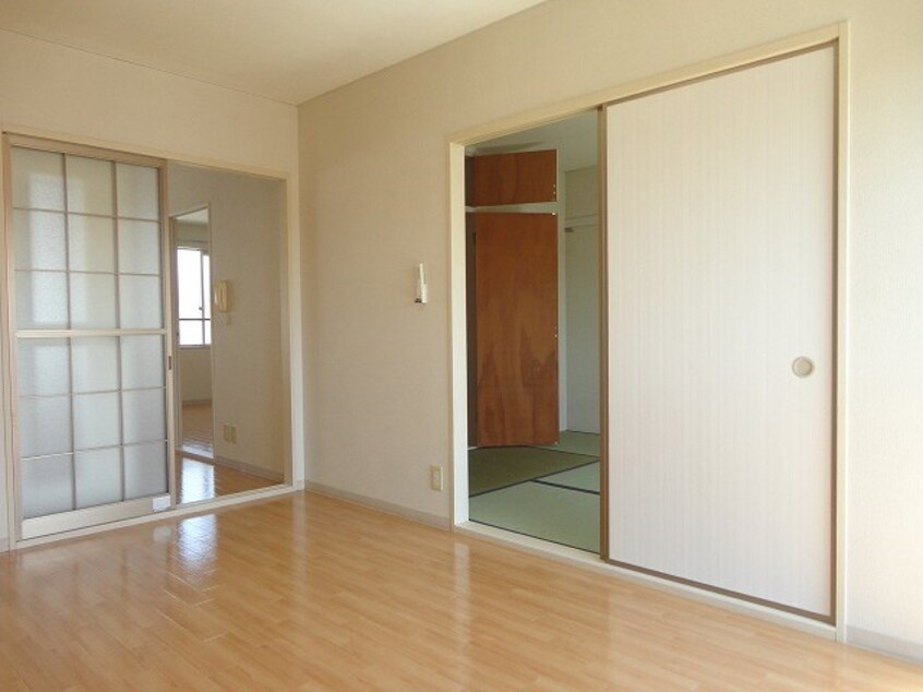 写真は202号室です（参考） フレグランスこばやしＢ棟