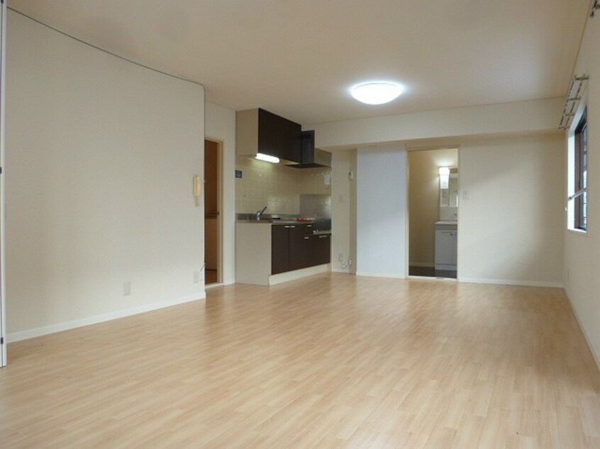 写真は202号室です（参考） フレグランス日詰Ｃ棟