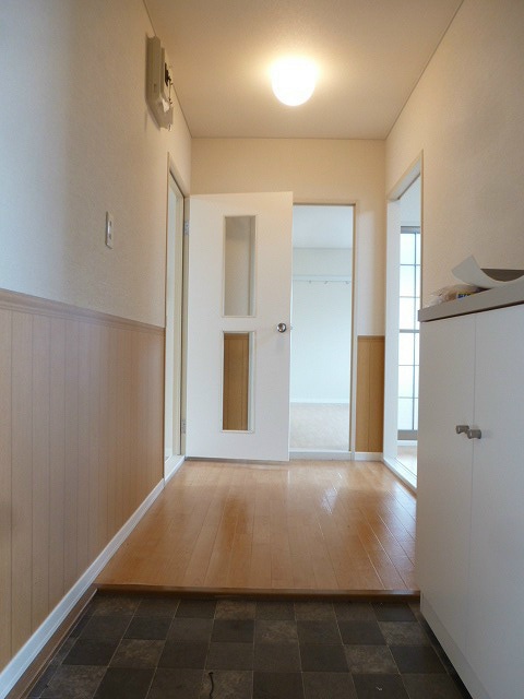 写真は202号室です（参考） フレグランス日詰Ｃ棟