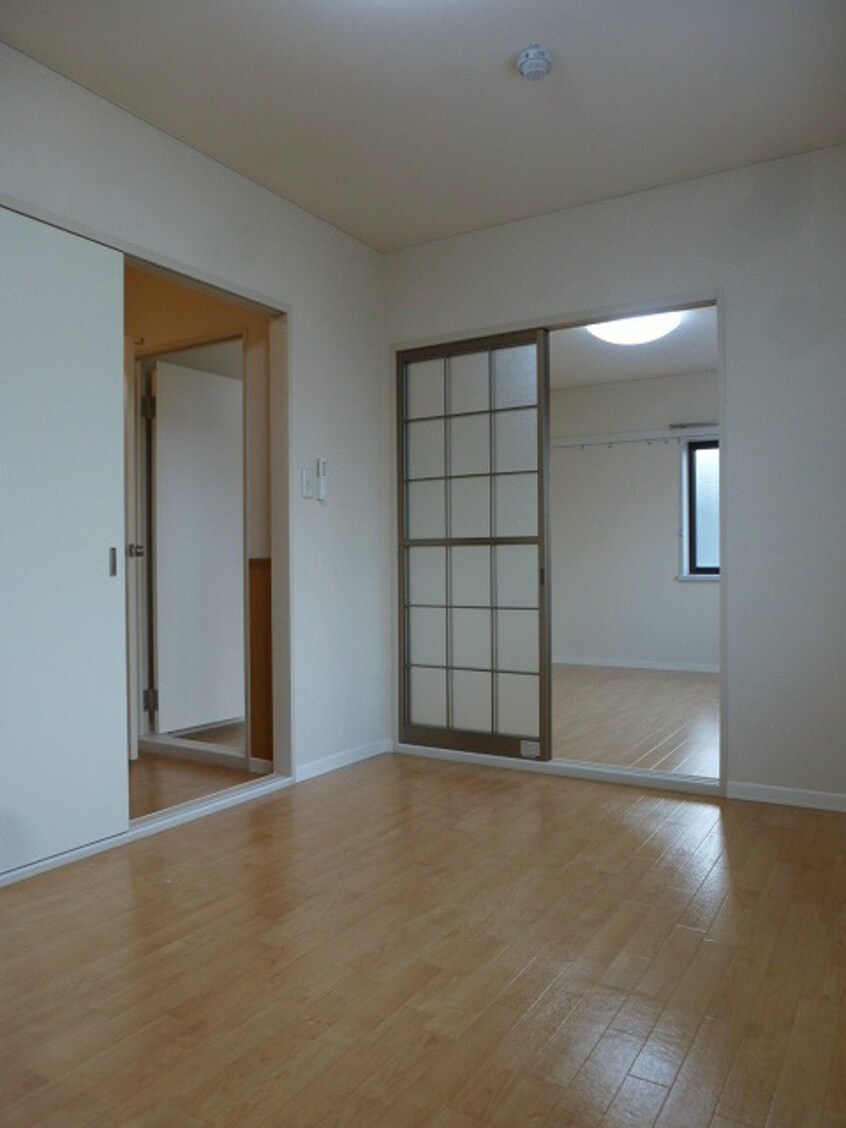 写真は202号室です（参考） フレグランス日詰Ｃ棟