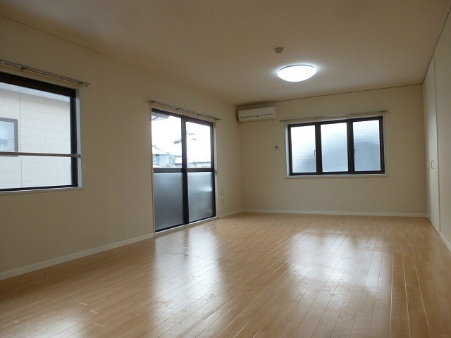 写真は202号室です（参考） フレグランス日詰Ｃ棟