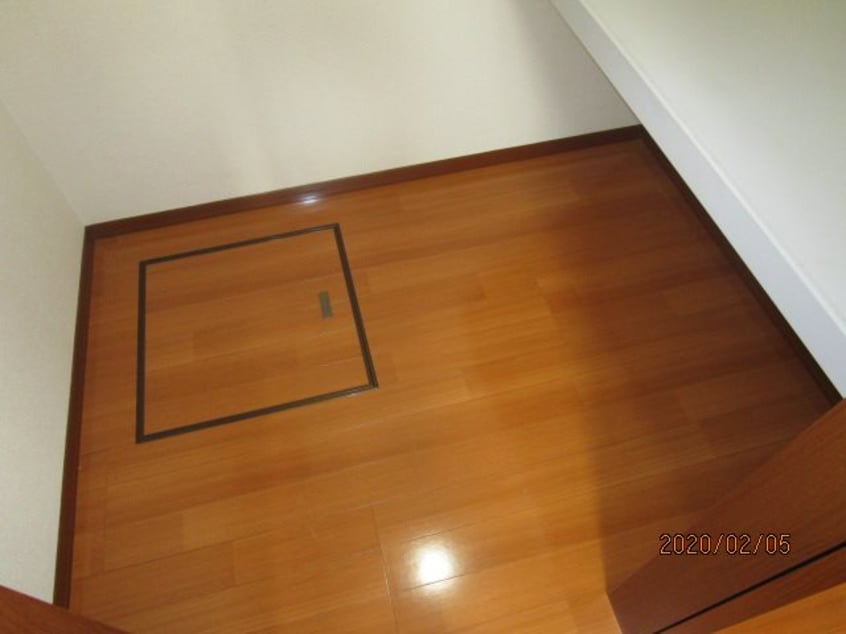 写真は101号室です（参考） ラフィネ倉澤Ａ棟