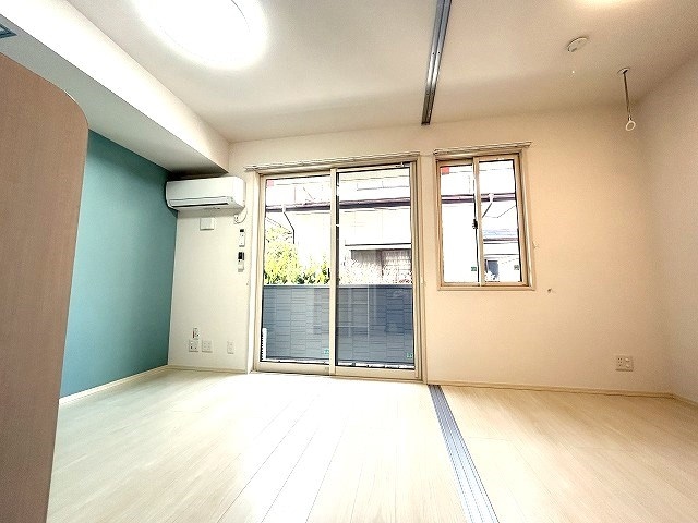 写真は102号室です（参考） エスポワール栗田