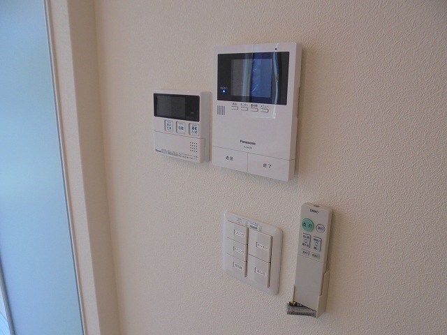 写真は101号室です。（参考） 和