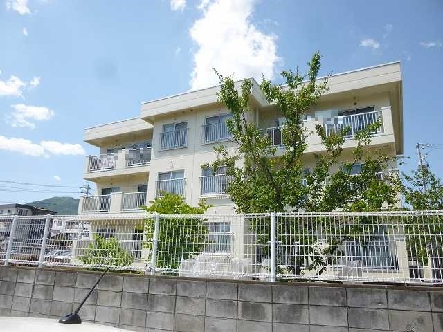  ブランサンク三輪