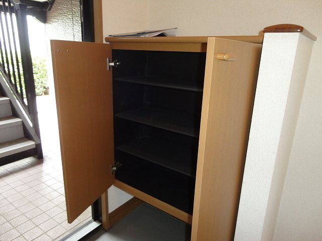  ロイヤル・ウイングB