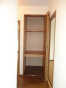  ロイヤル・ウイングB