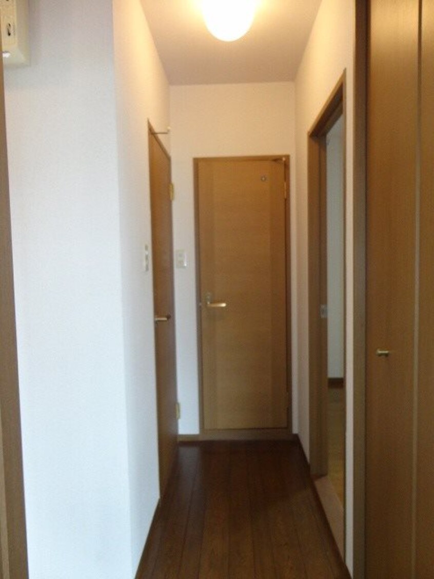  ロイヤル・ウイングB