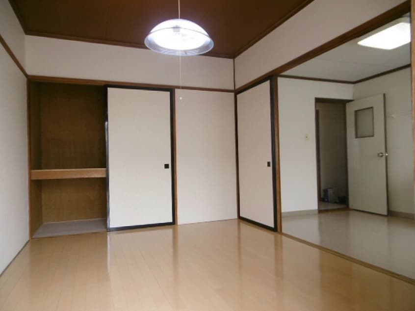 参考（写真は別部屋のもの） フラット三輪A棟