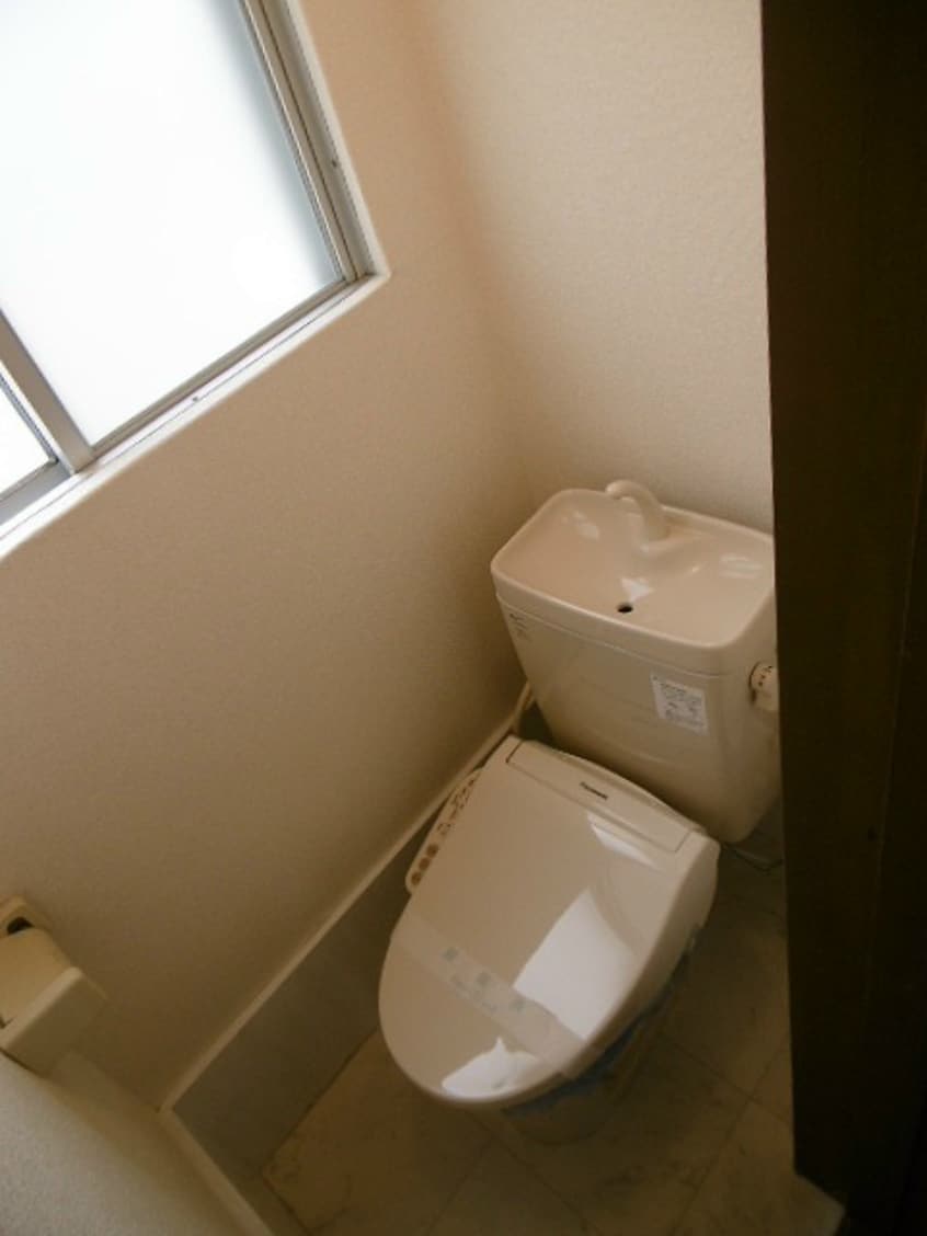 参考（写真は別部屋のもの） フラット三輪A棟