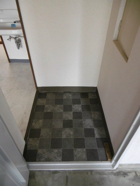 参考（写真は別部屋のもの） フラット三輪A棟