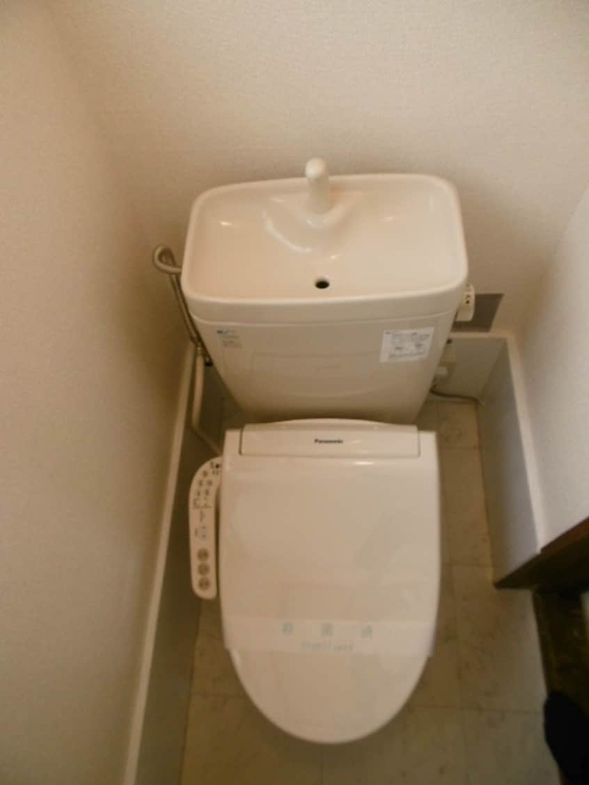 参考（写真は別部屋のもの） フラット三輪A棟