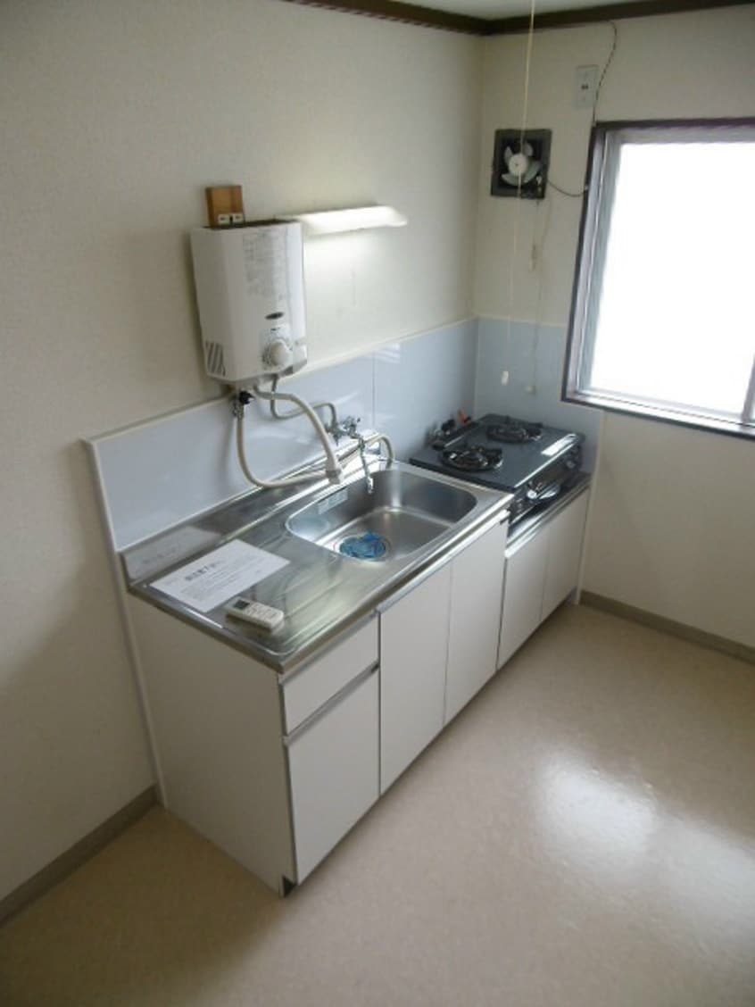 参考（写真は別部屋のもの） フラット三輪A棟