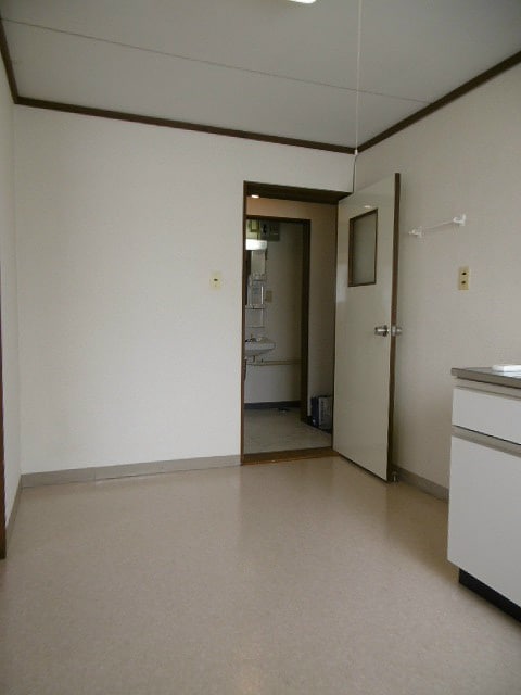 参考（写真は別部屋のもの） フラット三輪A棟