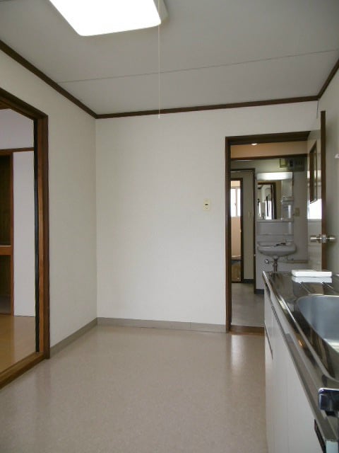 参考（写真は別部屋のもの） フラット三輪A棟