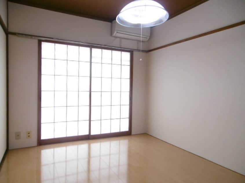 参考（写真は別部屋のもの） フラット三輪A棟