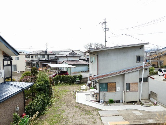  しなの鉄道北しなの線/豊野駅 徒歩4分 1-2階 築49年