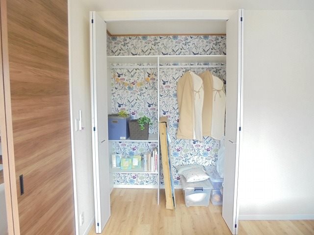 備品は設備ではありません。 11/16/17/21：日赤線・若槻団地線・西条線/東母袋 1階 築29年