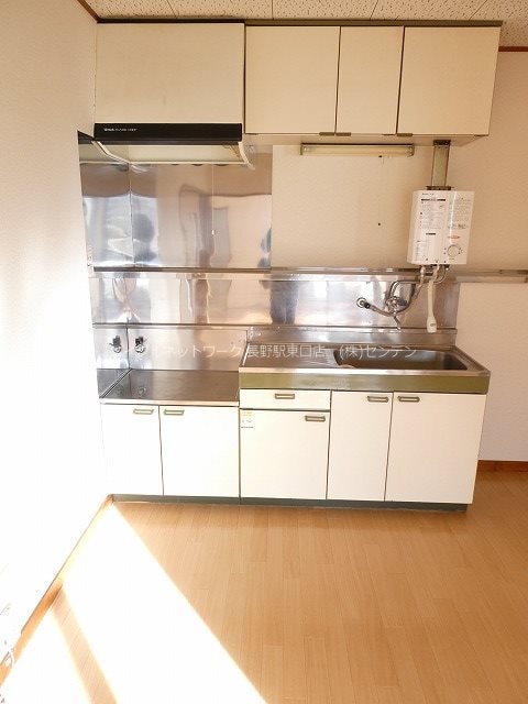  サンハイツ西条