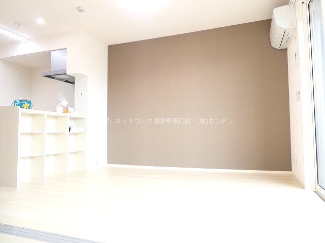  サンセール若里