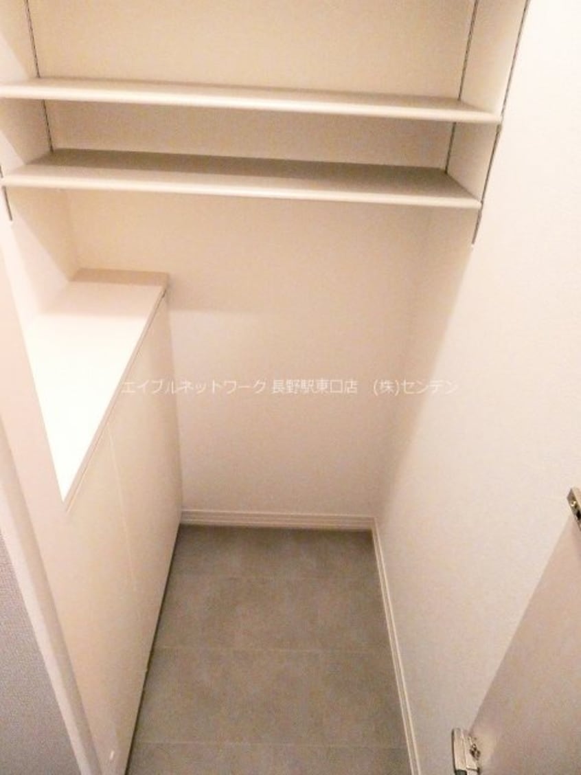  サンセール若里