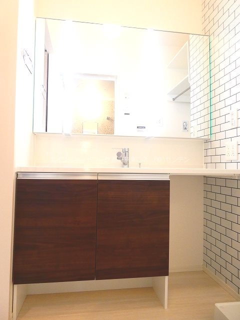  サンセール若里