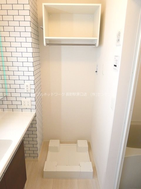  サンセール若里