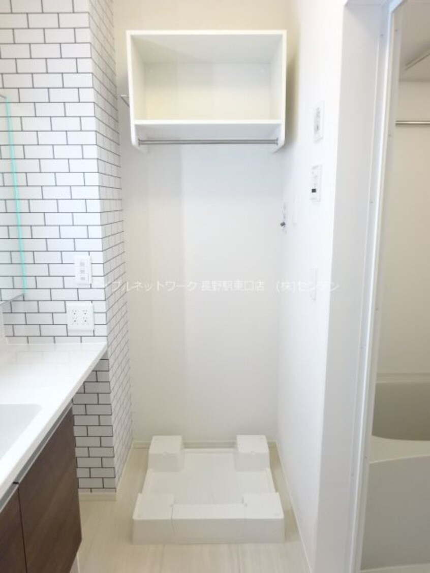  サンセール若里