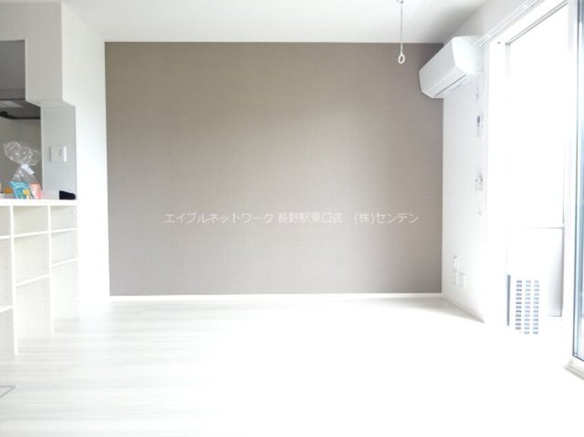  サンセール若里