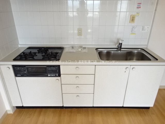 ※写真は別部屋のものです。（参考） GRAND　CITY居町