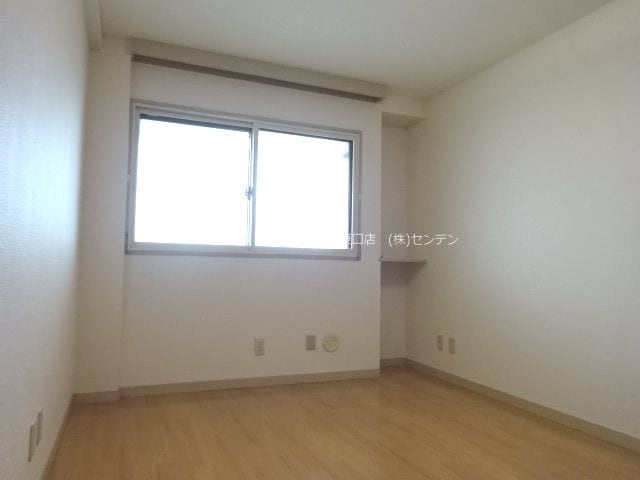 ※写真は別部屋のものです。（参考） GRAND　CITY居町