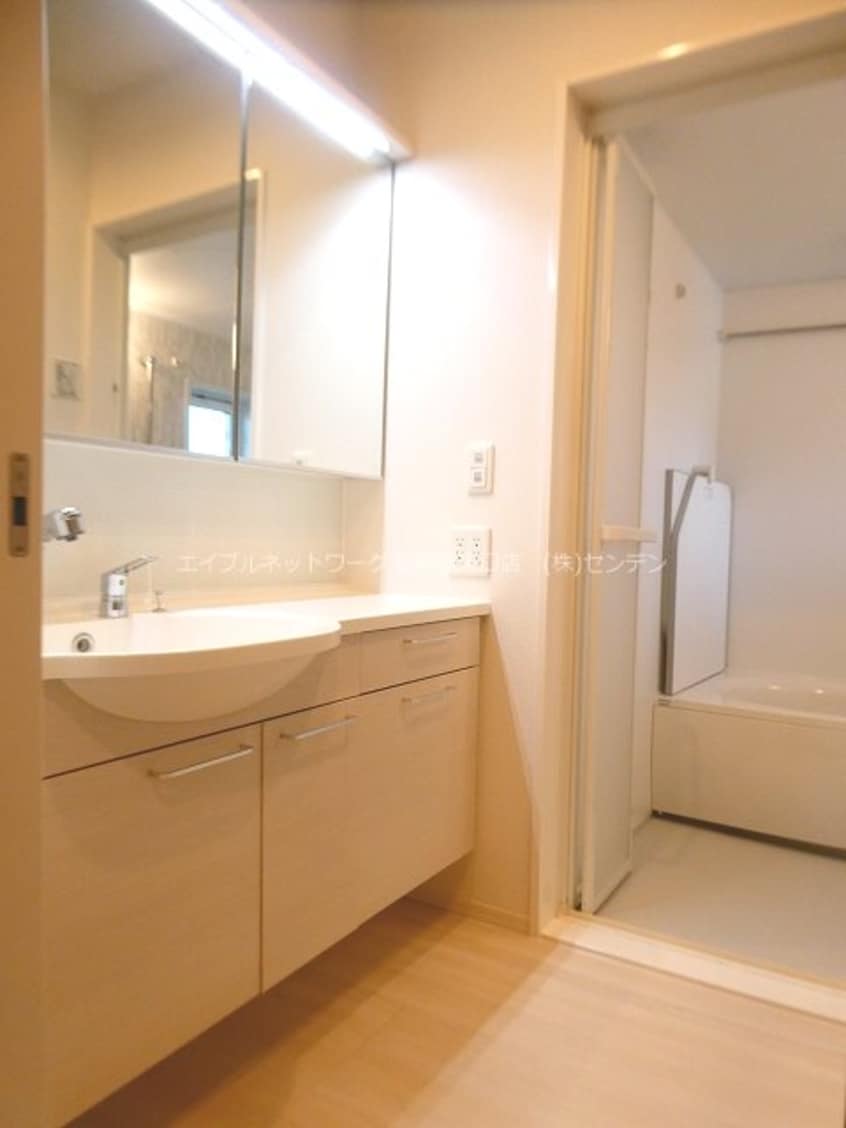  シャルマン栗田