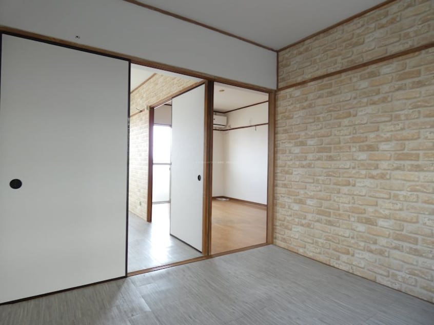 ※写真は別号室です（参考） ヒルトップ長野4号棟