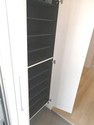 写真は303号室です。（参考） ヴィクトワール　オカ