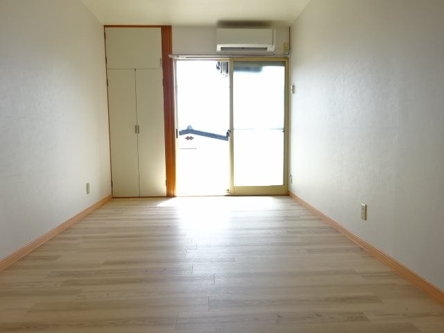  メゾン・ドゥ・マキ ウエスト