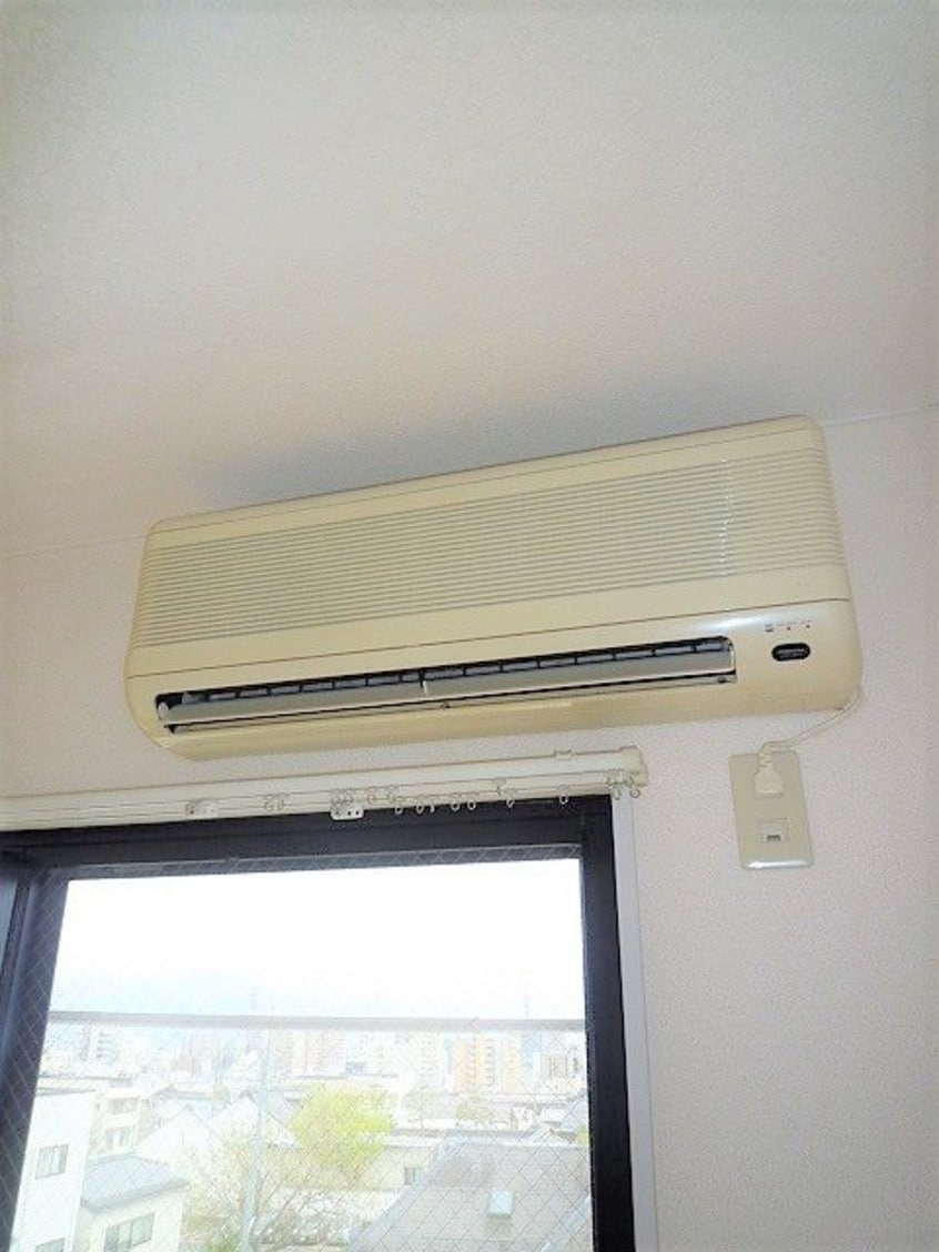 写真は302号室です（参考） プモリハイツ南館